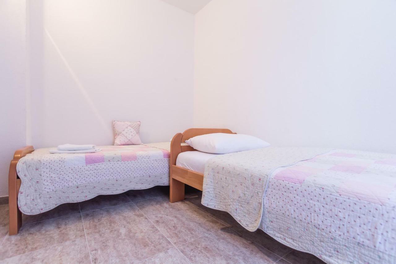 Jadranka Apartment Sutomore